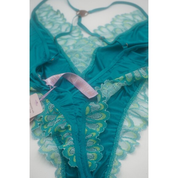 Savage Fenty Not Sorry Teddy Bodysuit Teal Lace Thong Strappy V NeckNWT Sz Small - Picture 2 of 7